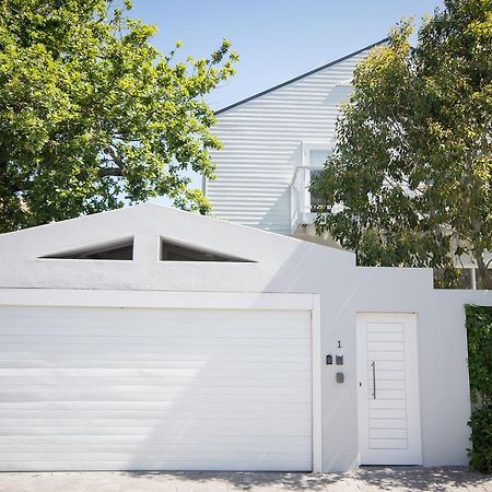 Cricklewood Place - Luxury Holiday Homes Кейптаун Екстериор снимка