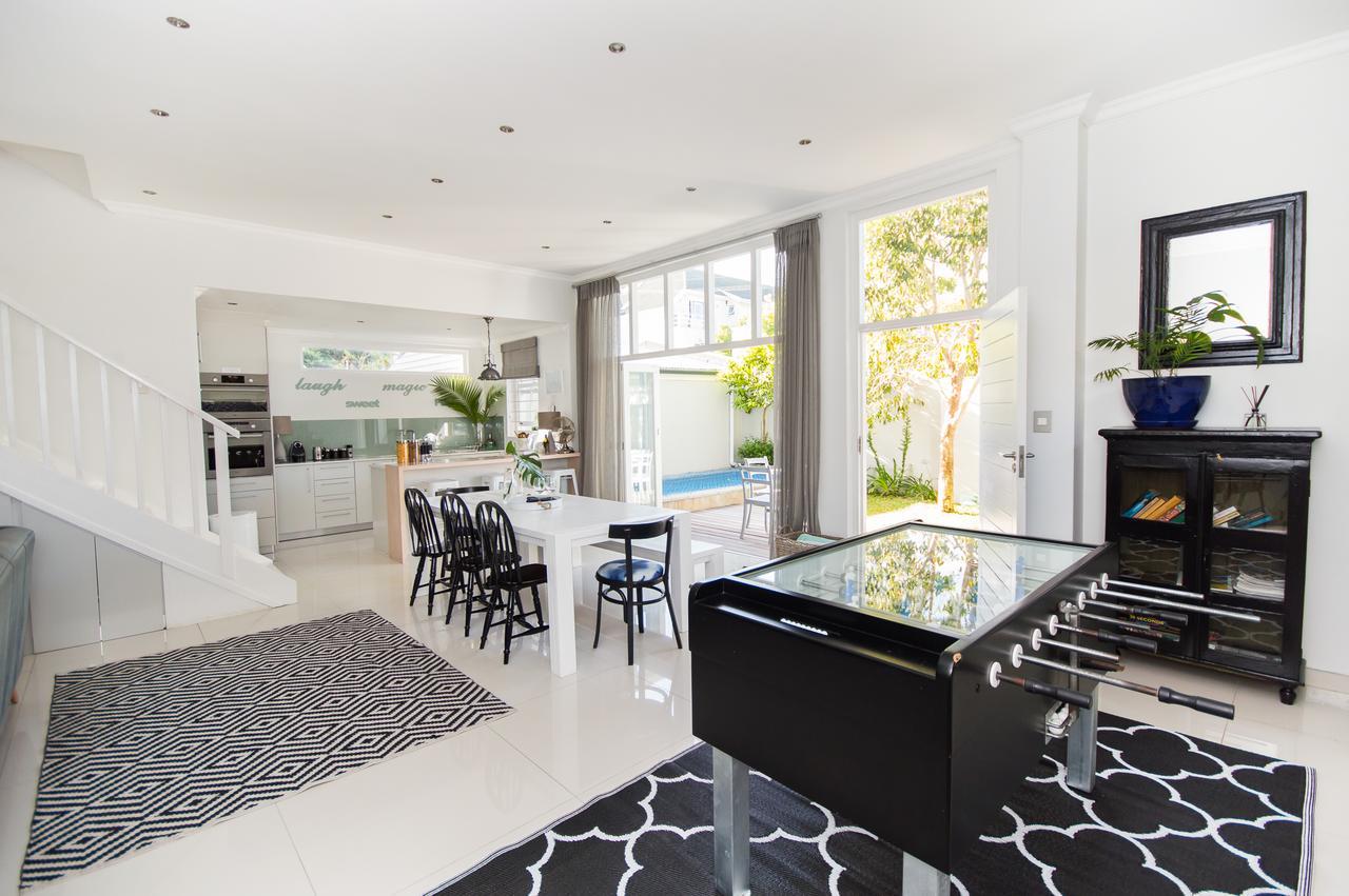 Cricklewood Place - Luxury Holiday Homes Кейптаун Екстериор снимка